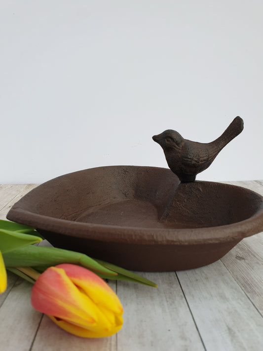 Rustic Heart Birdbath
