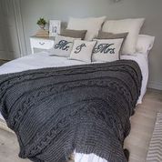 Charcoal grey chunky Cable Knit Throw