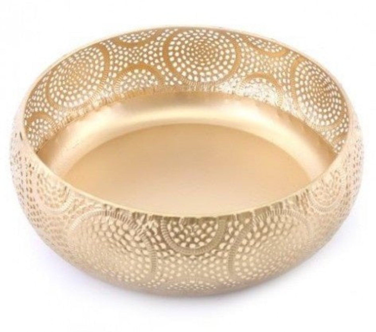 Beautifuly intricate metal gold bowl. Perfect for console styling and adding a splash of luxury to your home. Gold detailed bowl by Little Wren Interiors