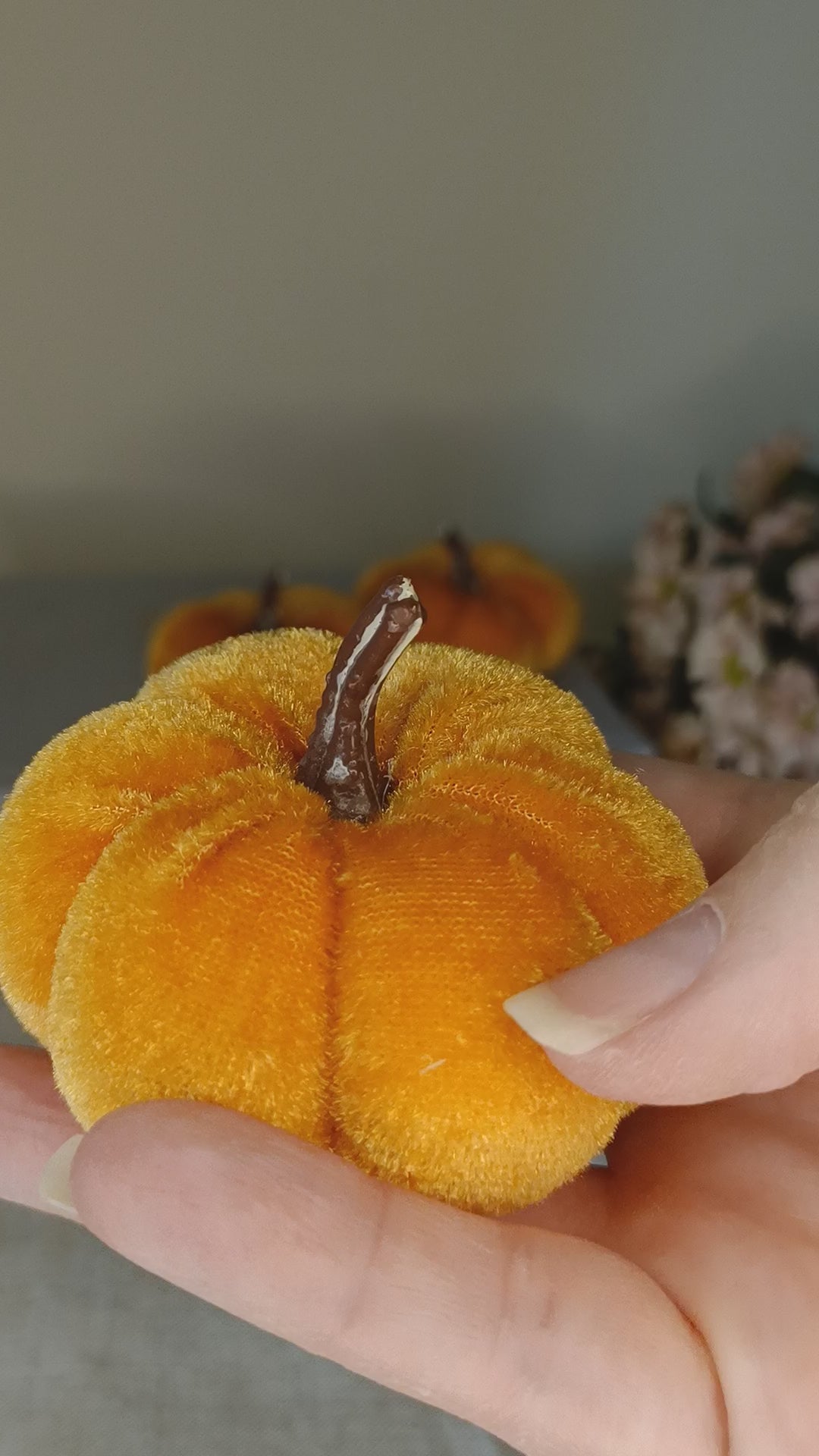 Set_of_3_velvet_orange_pumpkins_Little_Wren_Interiors