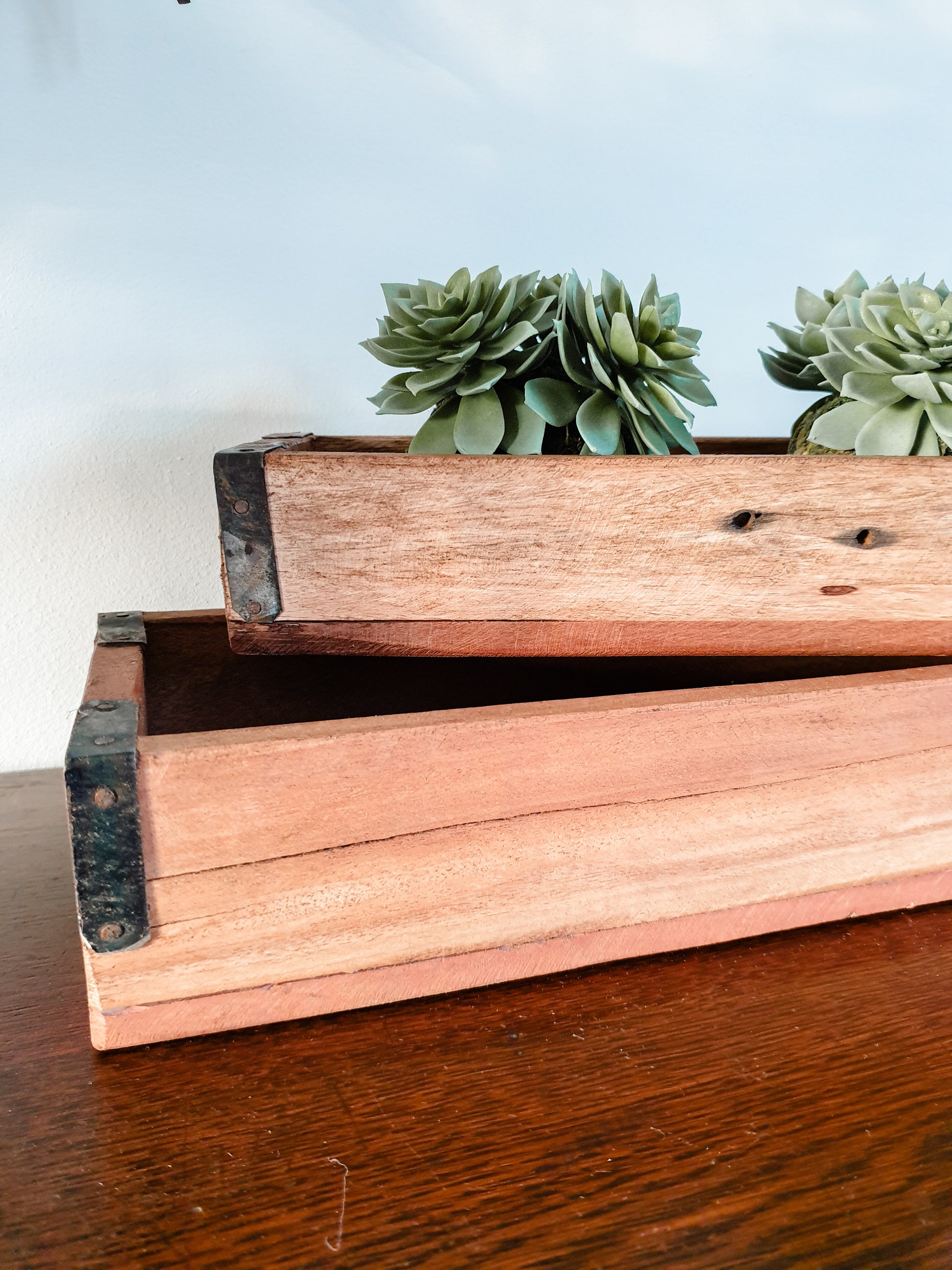 Rustic brick mold trays