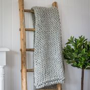 Chunky Knit Throw (various colours)