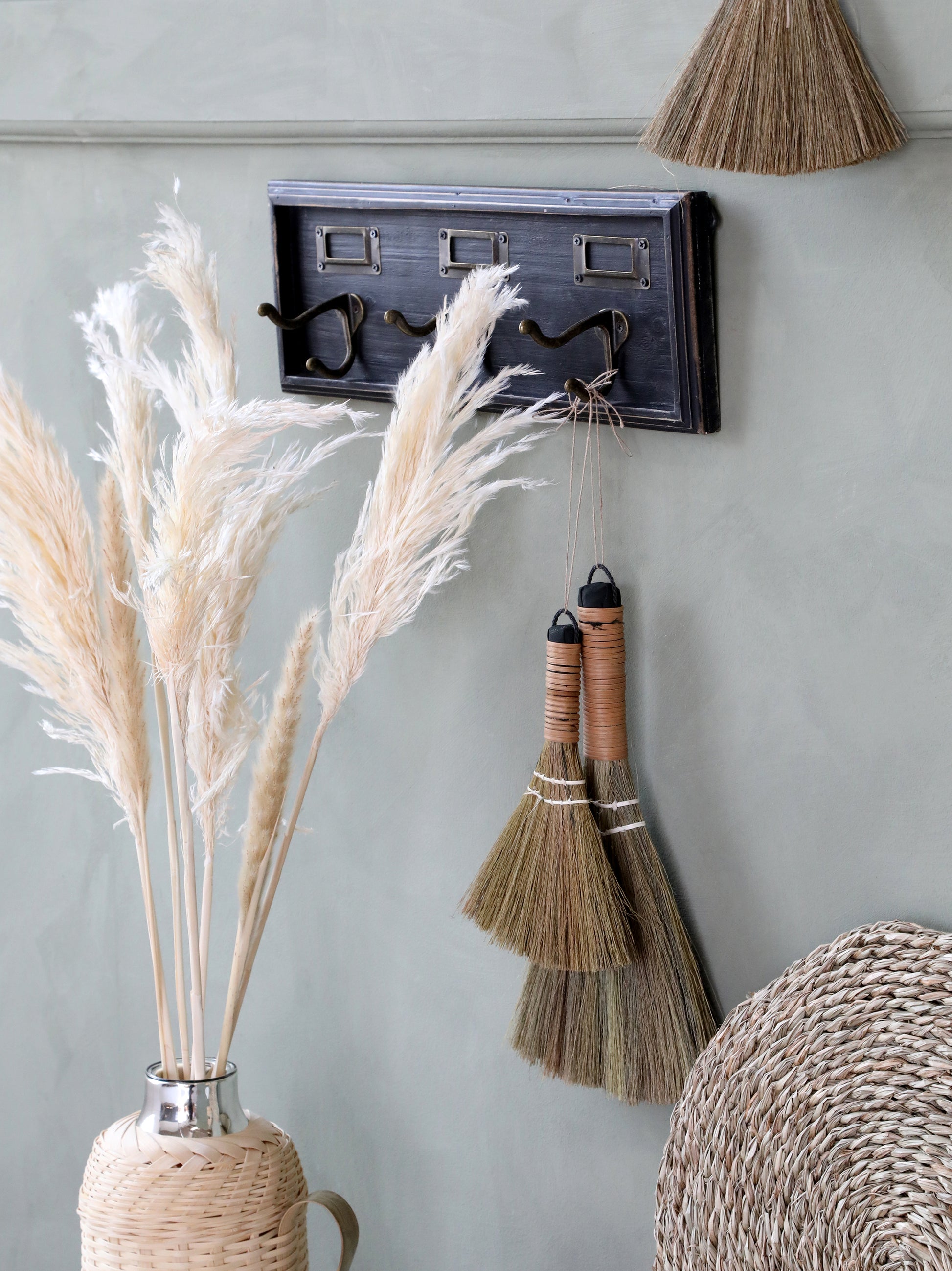 Natural Straw Brushes
