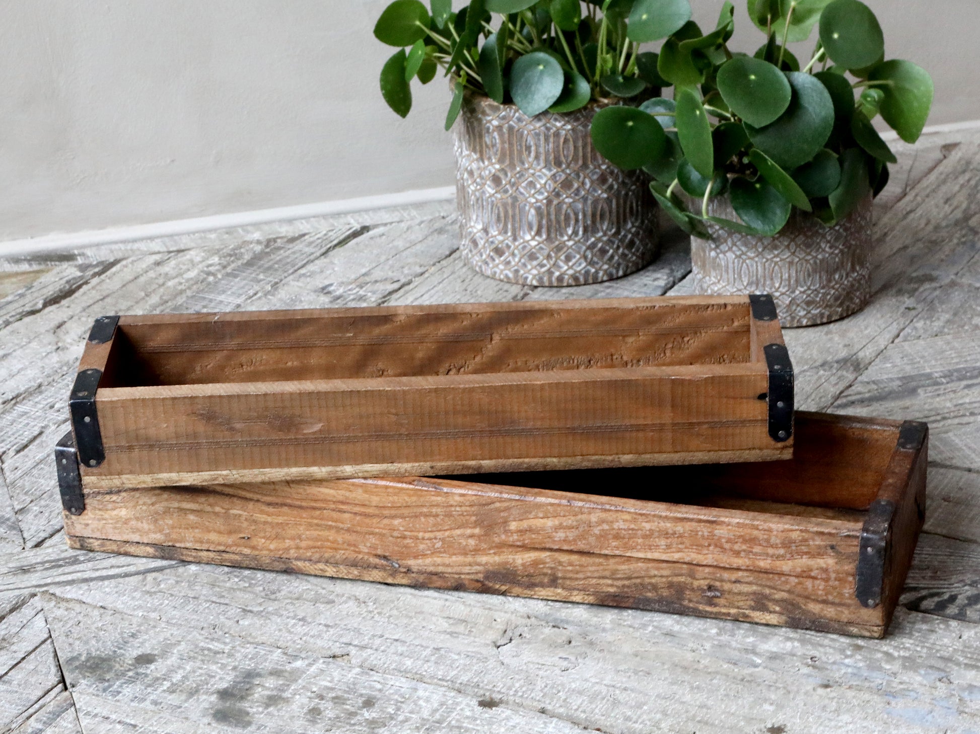 Rustic brick mold trays
